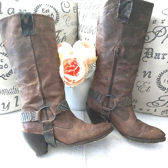Rare U roads soft slouch leather western riding boots recycled tire like new - Picture 1 of 16